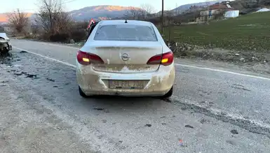 Adıyaman'da Çarpışan Otomobillerde 4 Yaralı