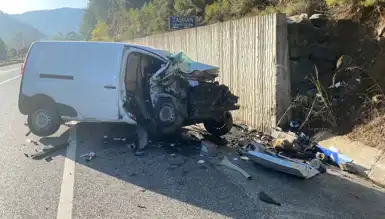 Köy Yolu Kazasında 2 Çocuk Hayatını Kaybetti
