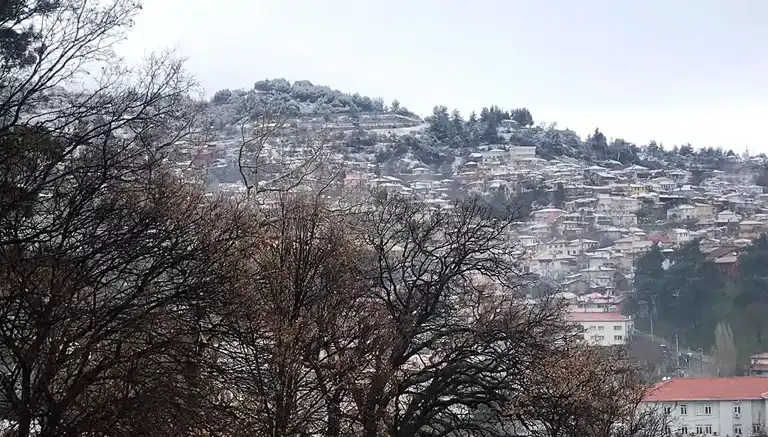 Denizli'nin Yükseklerinde Kar Yağışı!
